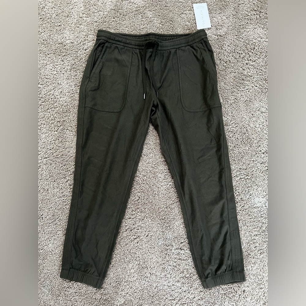 ATHLETA FARALLON JOGGER SIZE 14 NWT OLIVE